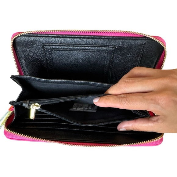 NWT Betsey Johnson Rainbow Colorblock Gold Heart Zip Wristlet Wallet - Picture 5 of 10